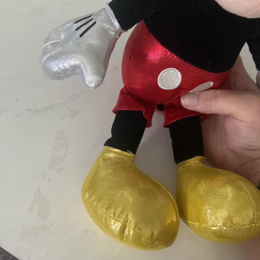 Mickey Mouse - Picture 4 of 6